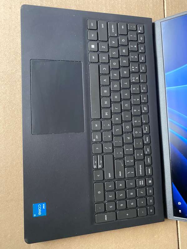 Dell Vostro 3510 i3-1115G4  8GB 256GB SSD 15.6`FHD Notebook Grey| WINDOWS 11 PRO 64-BIT
